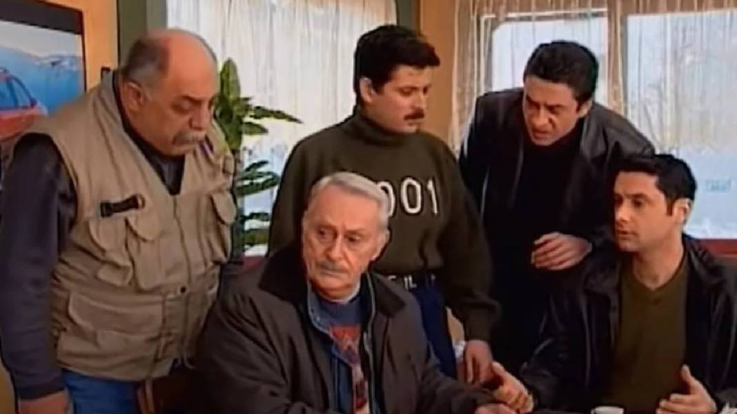 Çiçek Taksi'nin haylaz Erdal'ıydı... Kamil Güler son haliyle gündeme bomba gibi düştü! Meğer eşide kendisi kadar ünlüymüş 3